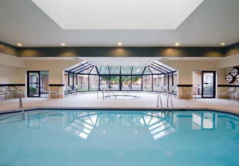 Courtyard Kansas City Overland Park/Metcalf, South Of College Boulevard Экстерьер фото